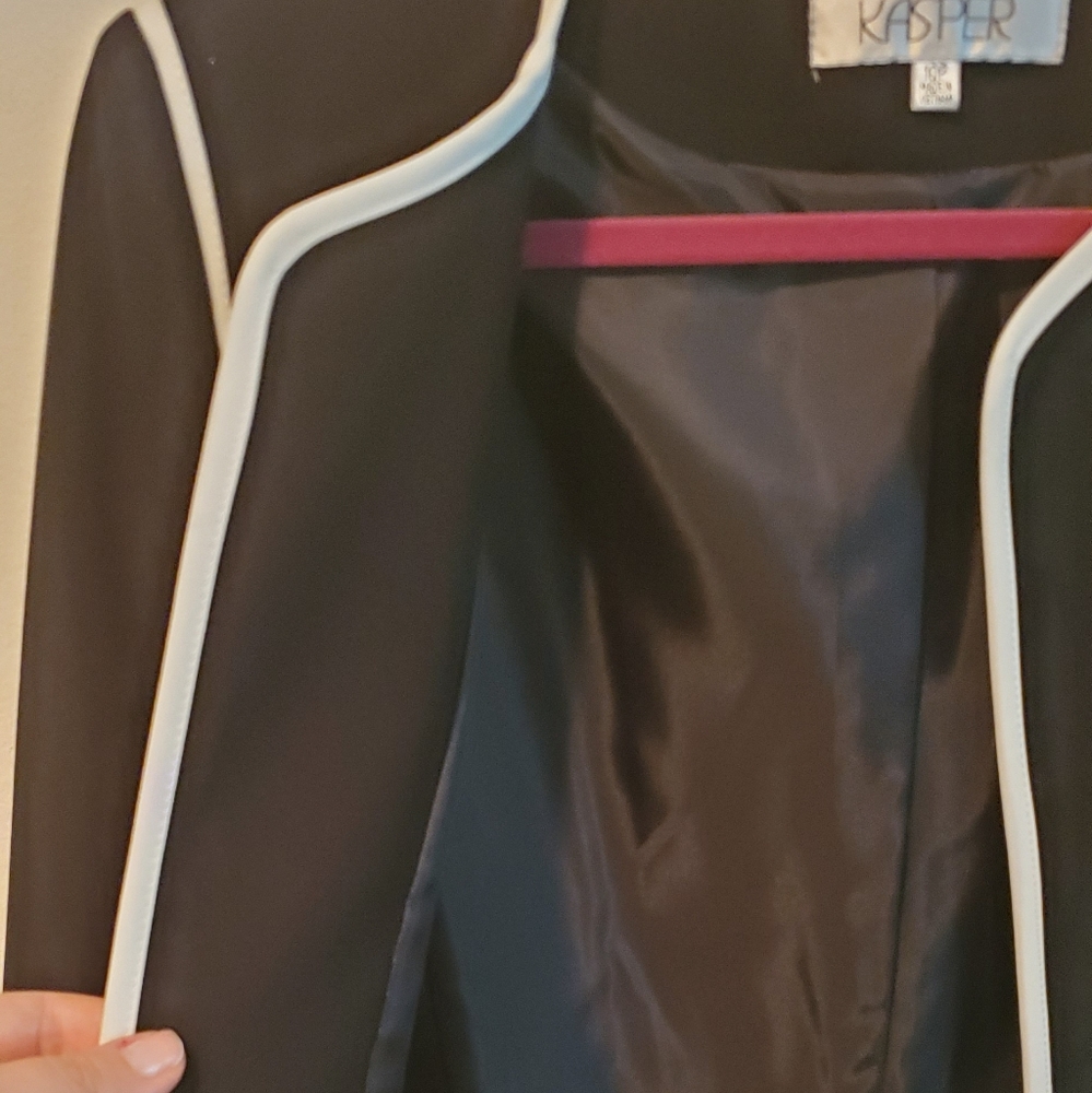 Jacket - Picture 4 of 4